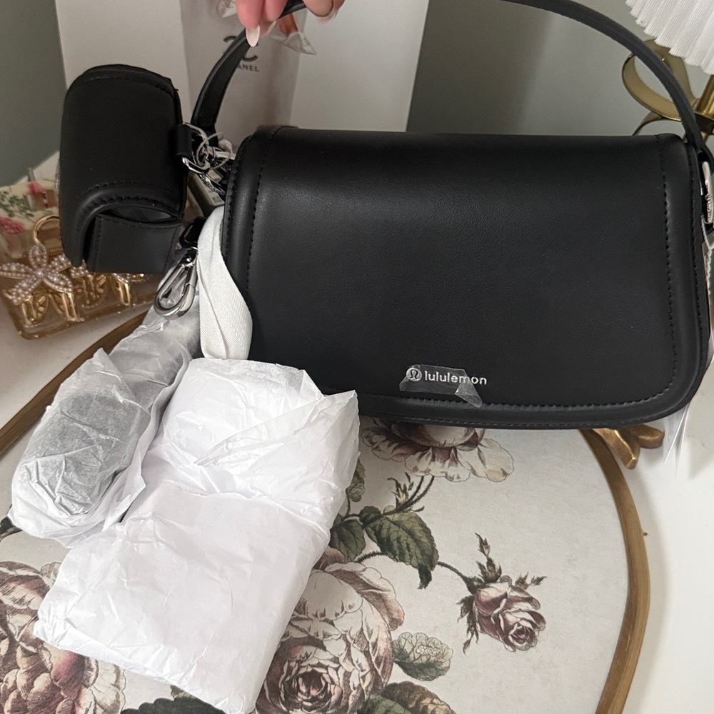 Lululemon Purse Leather Alternative Bag Set